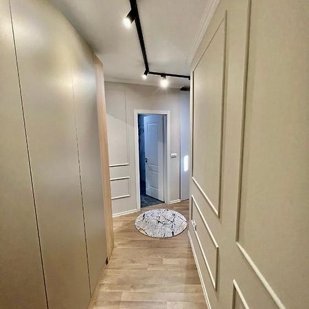Experience New Bazaar Apartment 01 Тирана Екстериор снимка